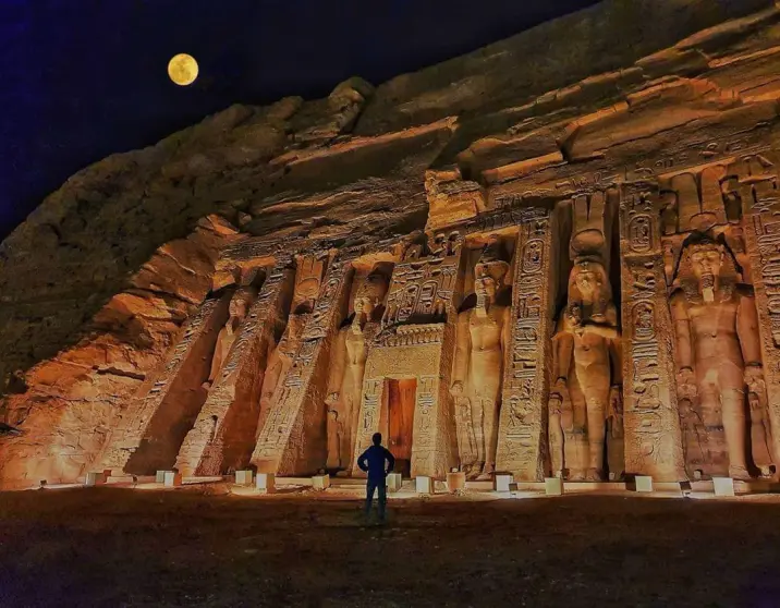 Private  Best Day Tour To Aswan Abu Simbel Temple .